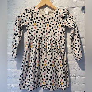 Adorable ruffle sleeved polka dot dress (6-7)